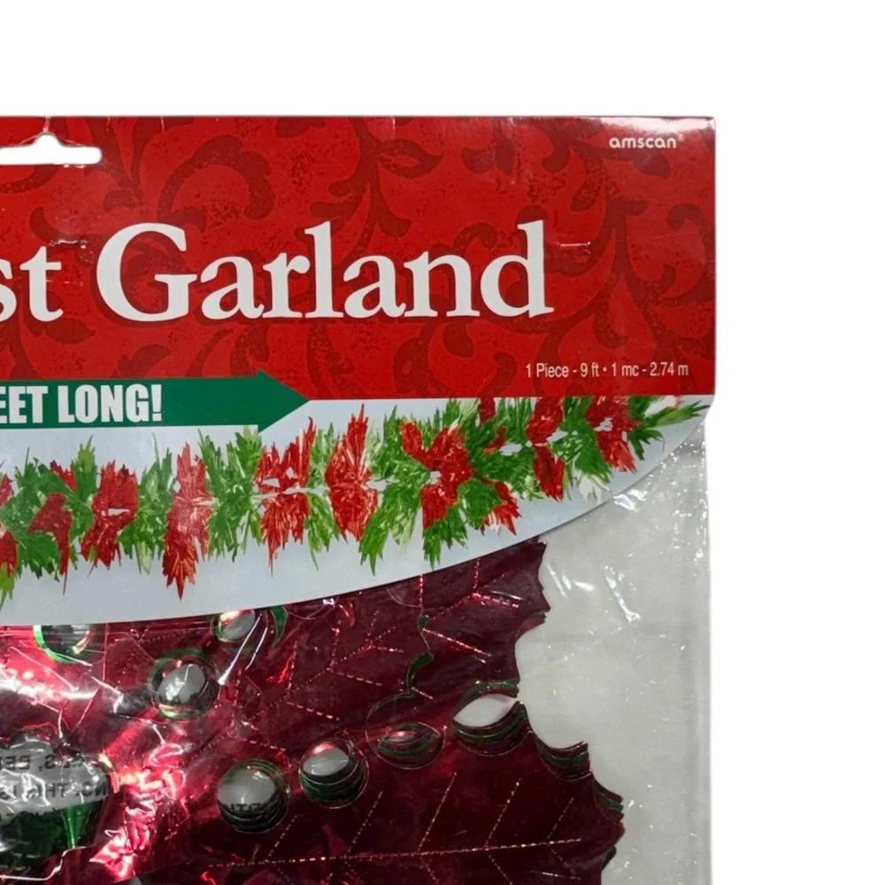 Amscan starburst garland in green and red colors, brand new in package, unused!